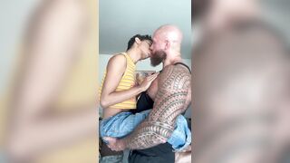 Muscle Hunk Takes Manage of a Greedy Twunk