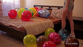 Cassie nails and heels popping