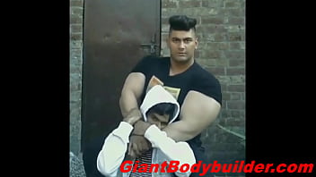 Giant Bodybuilders amazing alpha males