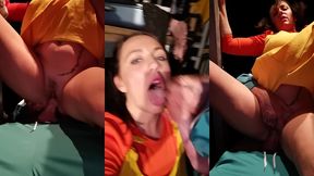 vous etes curieux de savoir ce qu il ce passe dans les coulisses du theatre ...