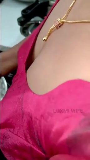 Neighbour Took Video When Wife Cooking in Blouse