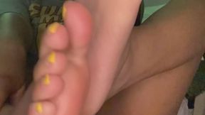Yellow toes and cute soles