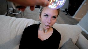 Taylor Mesmerized by the Lights 4K