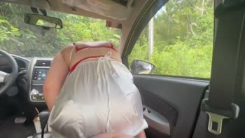 Pinay Cherry Tits: Blonde Bombshell in Sizzling Car Sex