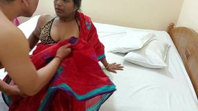 Beautiful Indian Village Bhabhi Suman Horny Blowjob and Hardcore Hot Sex in Saree