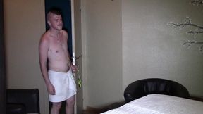 mon pote leo dose par max toro son masseurmon pote leo est une vraie salope, ...