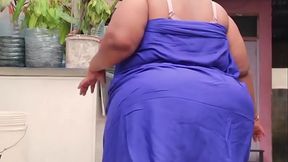 Grosses FESSES africaines (part 2) - huge asses from AFRICA