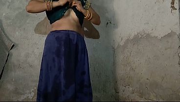 Indian beutiful very hot wife fucked bathroom