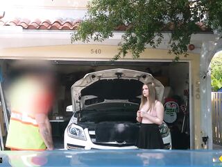 Roadside XXX - Wild Blow Job And Hard Vagina Pounding With Harlow West