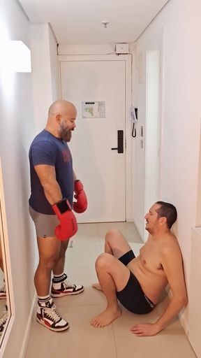 Naughtybearbr - Heavyweight Body Shot Challenge