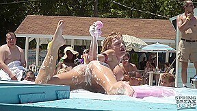 Nudes a Poppin Show Video