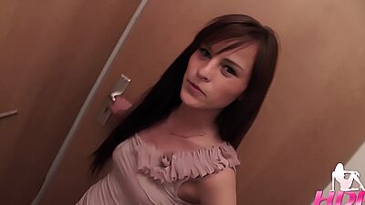 Sexy girl cheats on boyfriend and fucks for creampie