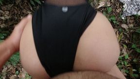 sexo em publico na praia e na trilha - esposa heyya