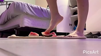 Stepping on melon