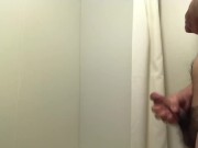 風呂場で溜まりきった精液を発射させた