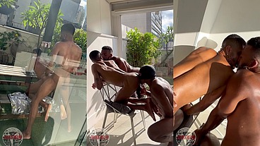 SEXO ENTRE HOMENS DE PAU BEM GRANDE