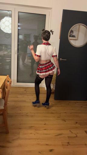 Ass Parade Julia