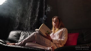 Mistress Anette - Minnie Manga - 4K - Foot fetish - Barefoot - Pajamas - Smoking reading