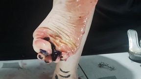 Goth Queen Amy Addams Soft Grape Crush