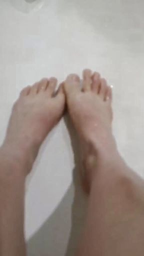My fingers is so happy when have many cum