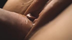 Tight Warm Creampie After Deep Pussy Fucking in Detail