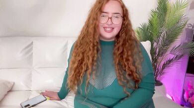 sweaty ass cheating MILF takes Impregnation Creampie in the gym locker room