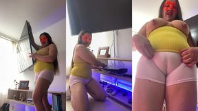 empleada puta exhibe su enorme vagina a su jefe quiere un aumento de sueldo y esta dispuesta a tragar verga