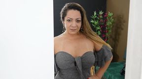 Senhora Suzi Paying Aluguel, Part 1