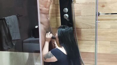 Antonella is dying to eat Rioc