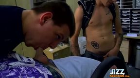 Amateur gay guys threesome porn video