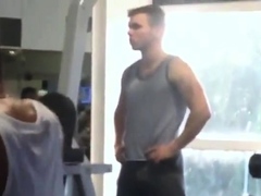 Str8 bulge in gym