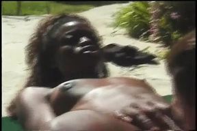 Superb Hot Ebony Babe Gets Smashed by a White Cock in the Backyard
