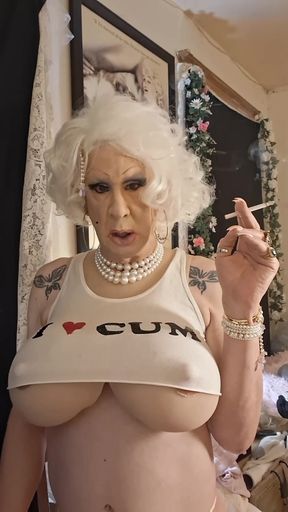 Im a Dumb Fuck Bimbo Looking for Cock