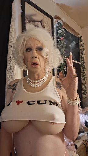 Im a Dumb Fuck Bimbo Looking for Cock