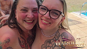 Maureen et Moi Baisées à Fond par Deux Fans Sportifs sur Ma Terrasse : Grosse Baise intense