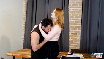 GROOBYGIRLS: Elijah Samples Stacie's Delights