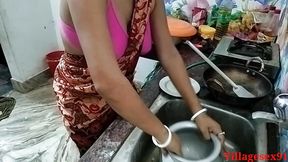 Sky Blue Saree Indian Wife Fuck with Kitchen in Devar Ke Saath