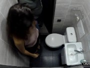 СЕКС В ТУАЛЕТЕ НОЧНОГО КЛУБА / SEX IN THE TOILET OF A NIGHT CLUB
