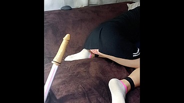 Penetracion Anal - Jovencita Caliente mariqutas - LadyBoy Jugando con Gran Dildo- Tranny - Ruby Queen