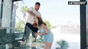 Curvy brunette with a rose tattoo gives a deepthroat sucking poolside