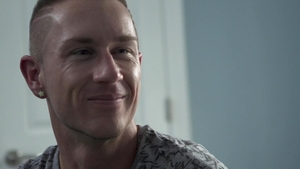 Bro Seeking Bro: In-Law's Secret Agenda Revealed by Touch