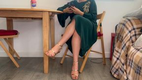 Ignored by the Untouchable Queen in Heels