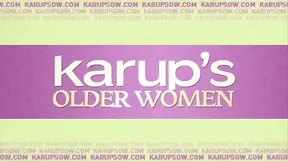 Zoey Portland: milf finger fucks her tight pussy