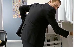 Busty intern jessa rhodes blows big cock of boss