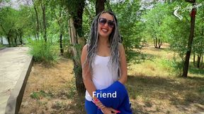 Acquaintance on street and fucked in home - She let herself get fucked for a bouquet of flowers.