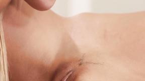 ”Amazing Jessa Rhodes licks thai Ayumi Anime's shaved twat”