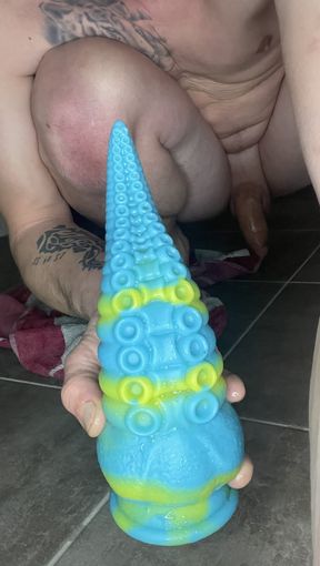 I&#039;m testing my new  dildo