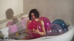 Zora - Naked Balloon Ace N2P's Bathtub Clean Up