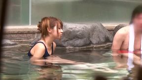 Hitomi Kitagawa in Reverse Nanpa at the Mixed Hot Bath 1.1