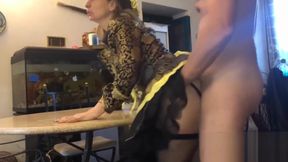 Luna di ritorno dal carnevale vuole soddisfare le sue voglie